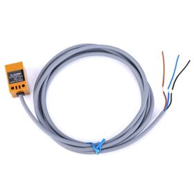 Omron TL-Q5MB1-Z 2M Endüktif Yakınlık Sensörü